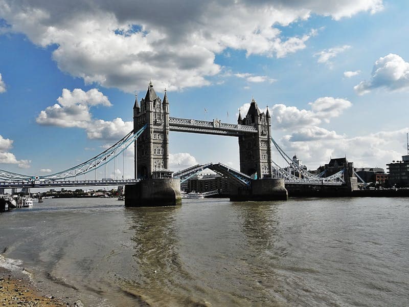 London skyline photo